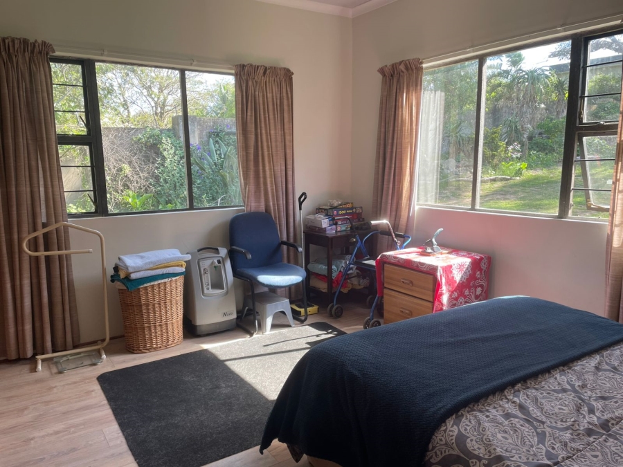 6 Bedroom Property for Sale in West Bank Eastern Cape